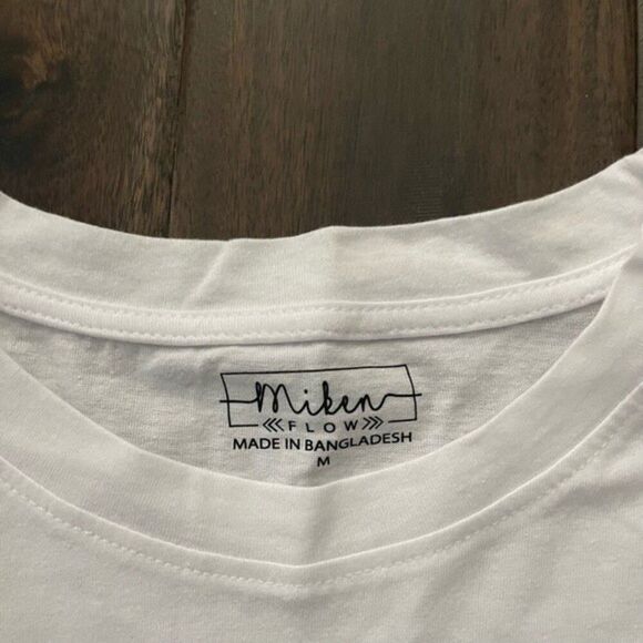 Miken Flow Black Cat Witch Halloween Long Sleeve Tee M NWOT - Picture 3 of 4